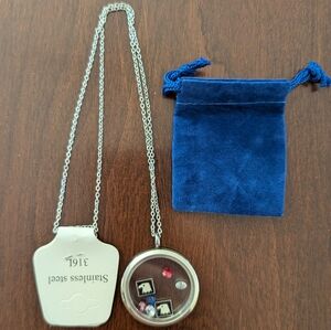 Floating mini charm lockets with red, white and blue Eagle Head theme.